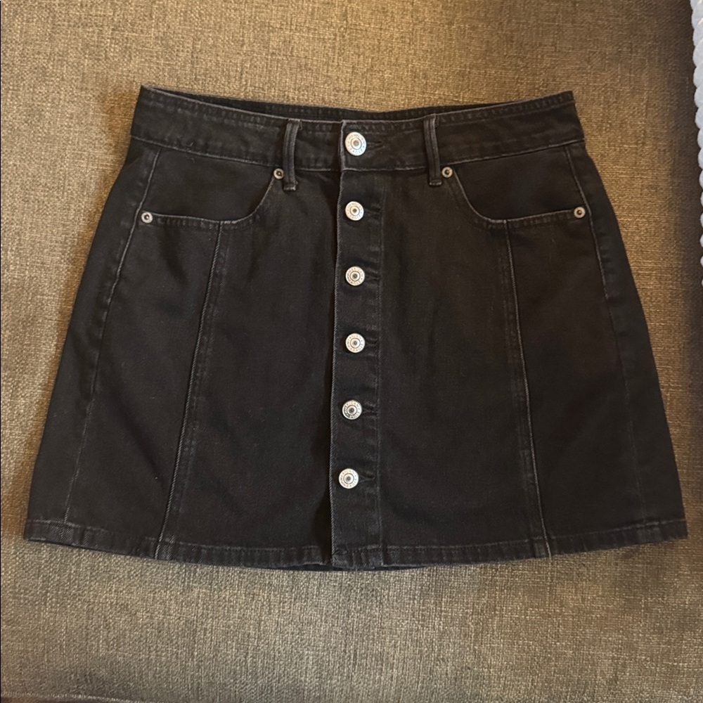 American Eagle Dark Wash Button-Front Denim Skirt Size 6